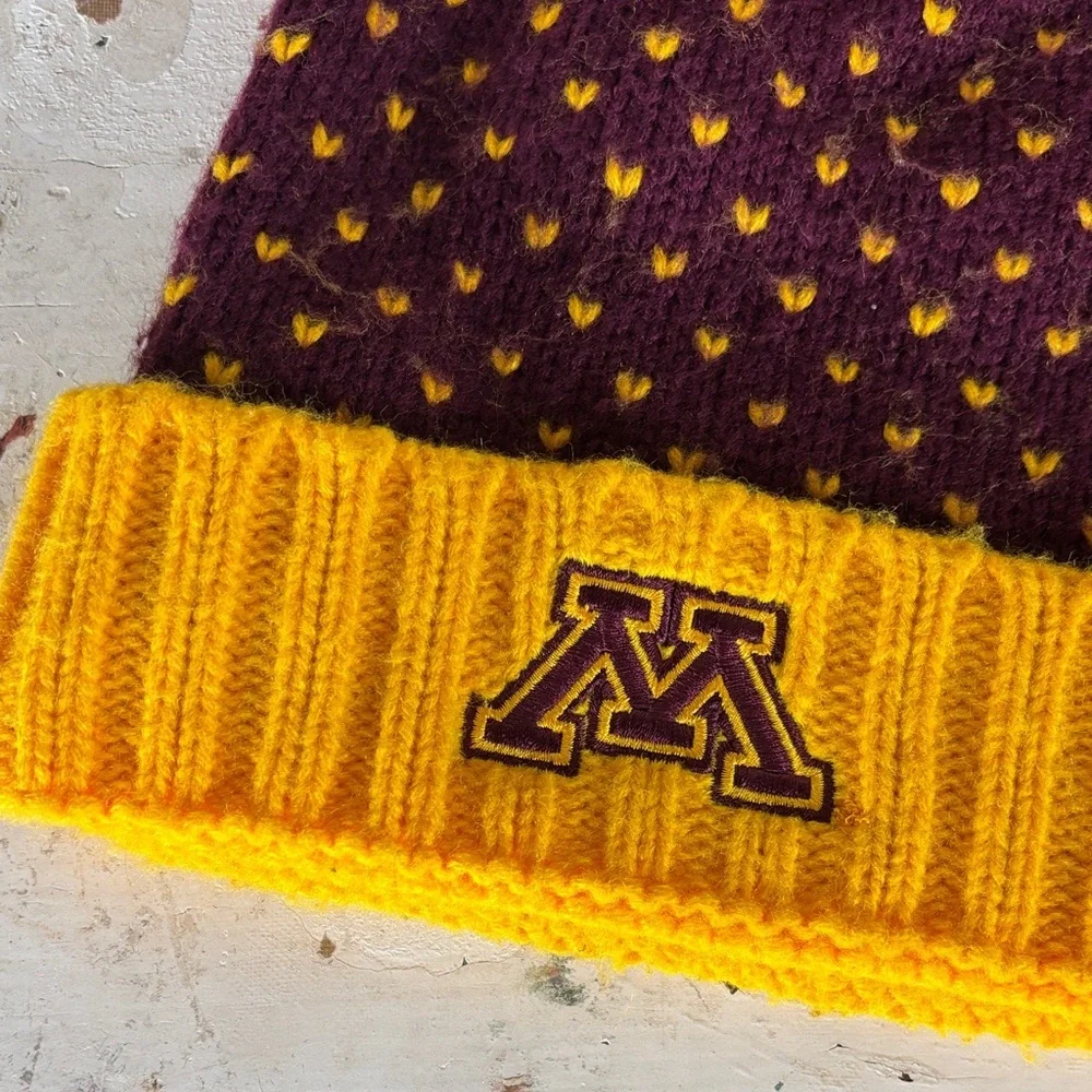 Nike University of Minnesota Maroon and Yellow Pom-Pom Beanie